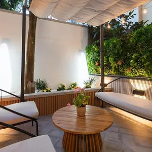 Appartamento Elegante Con Giardino Privato, Jacuzzi Nel Cuore Di, Firenze