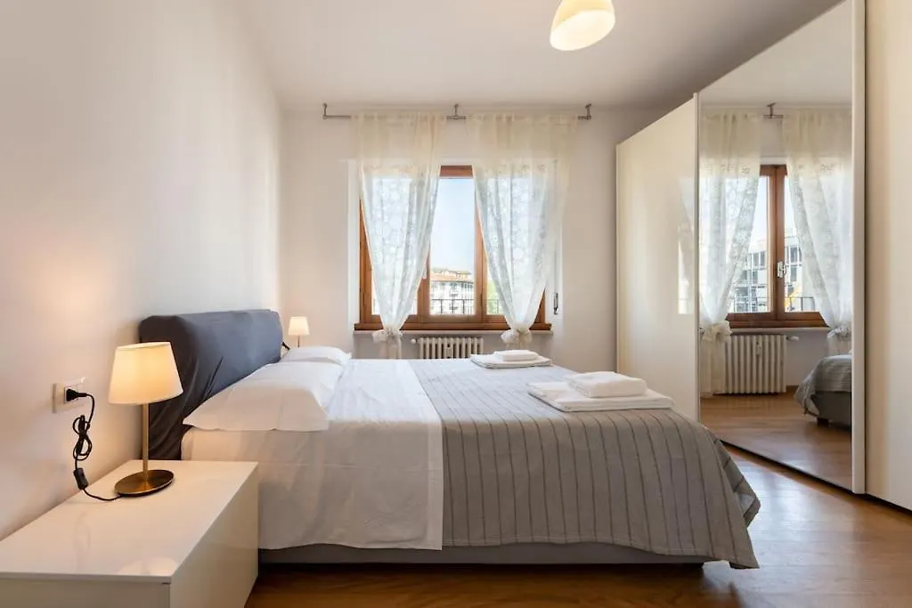 Apartment Belfiore2 1 Bedroom Apt By The Railways Station Florence