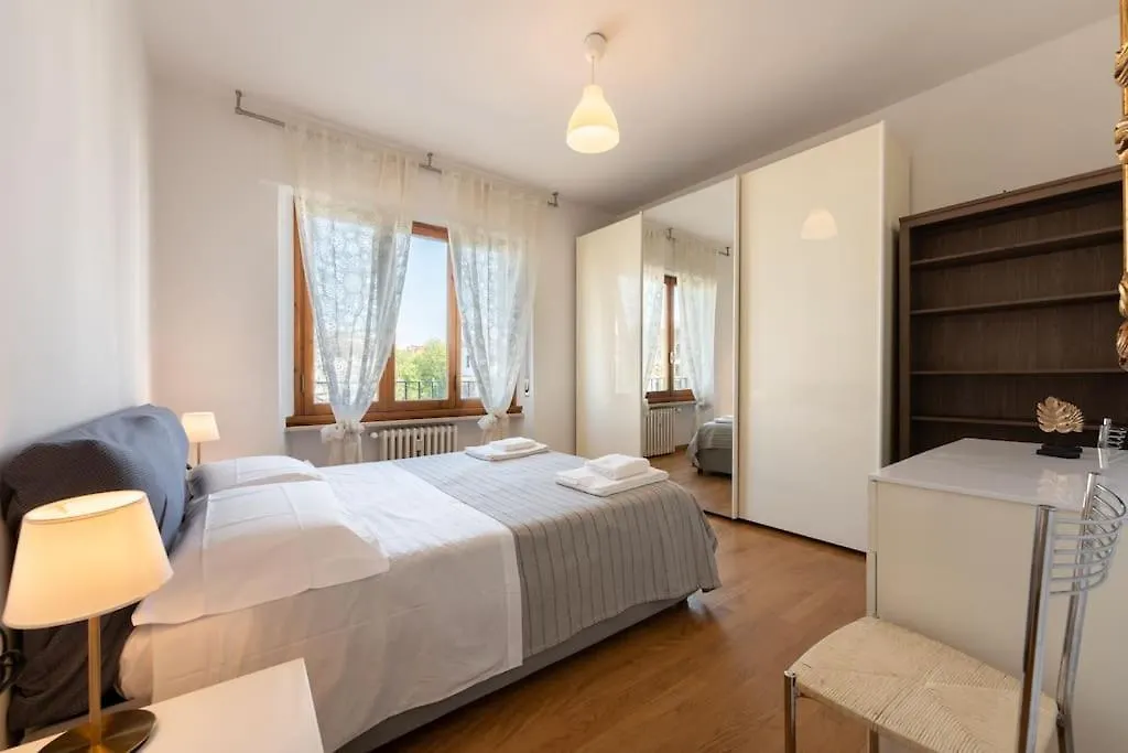 Belfiore2 1 Bedroom Apt By The Railways Station Florence 0*,  Italy