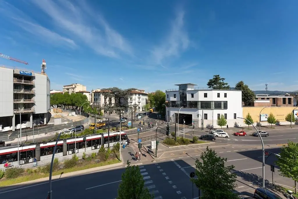 Belfiore2 1 Bedroom Apt By The Railways Station Florence